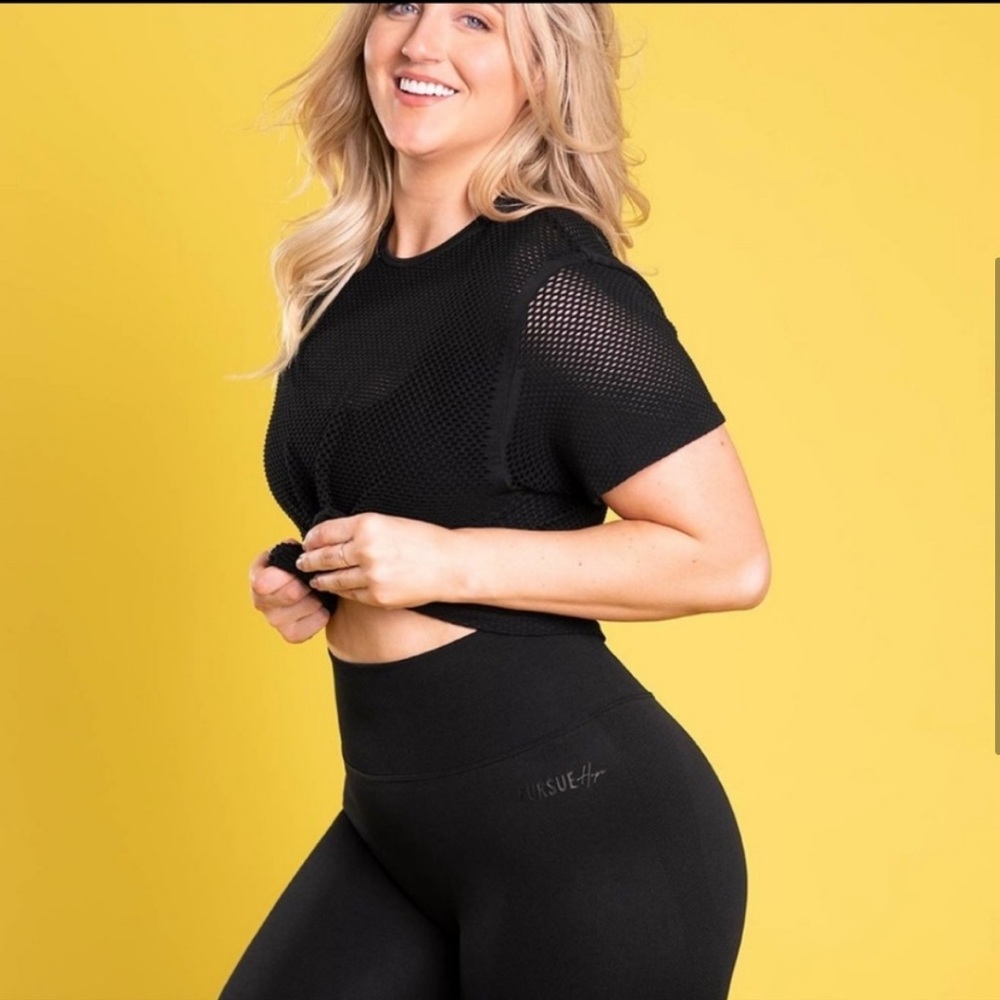 Pursue Fitness x Hopescope Mesh Top